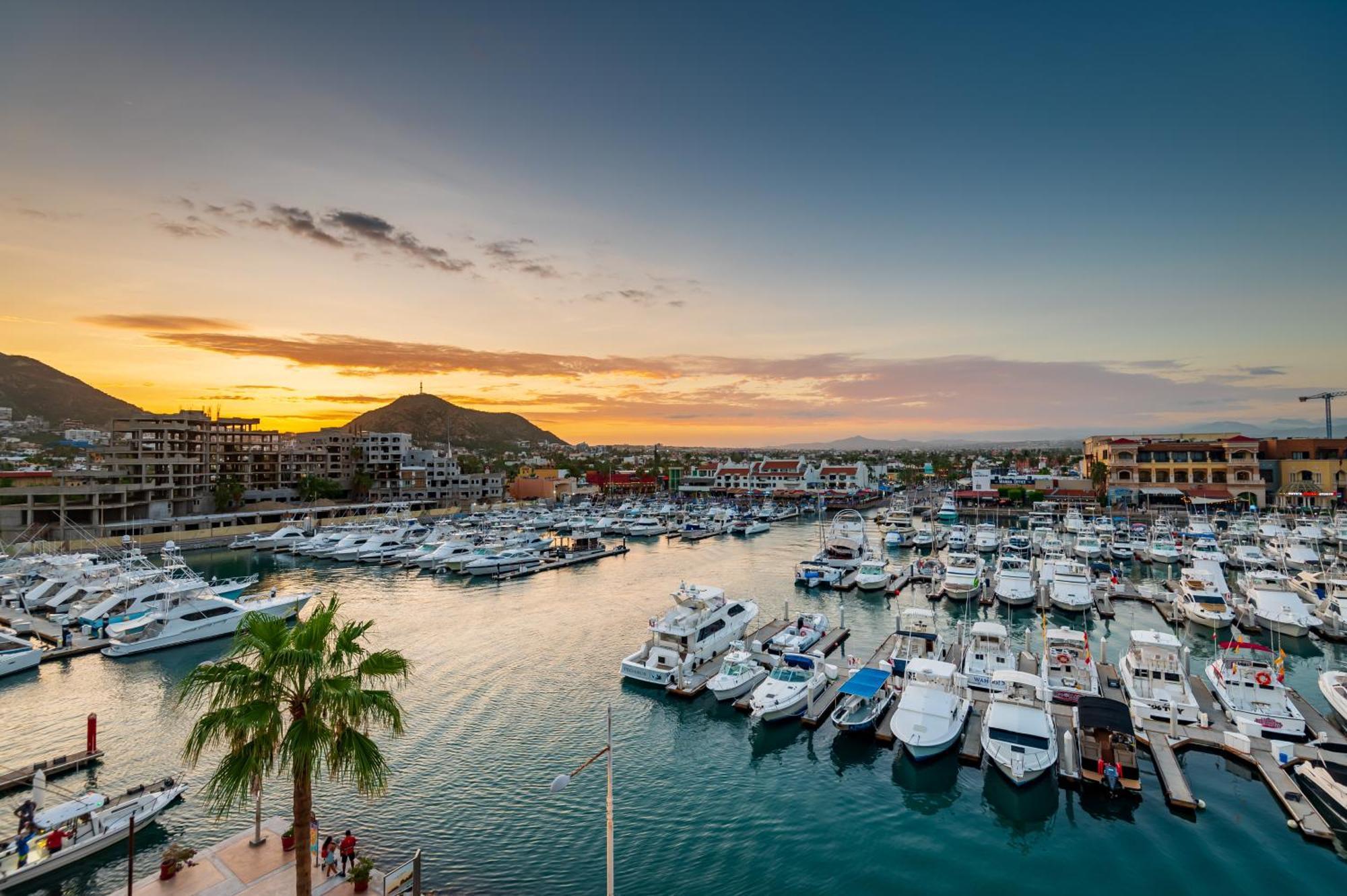 Marina Cabo Plaza Town & Beach Condos Cabo San Lucas Exterior foto